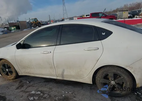 2016 Dodge Dart Sxt z USA, uszkodzony, nr VIN 1C3CDFBB7GD766477